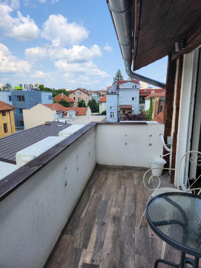 Апартаменты Apartman Buzanova 001 Загреб Экстерьер фото
